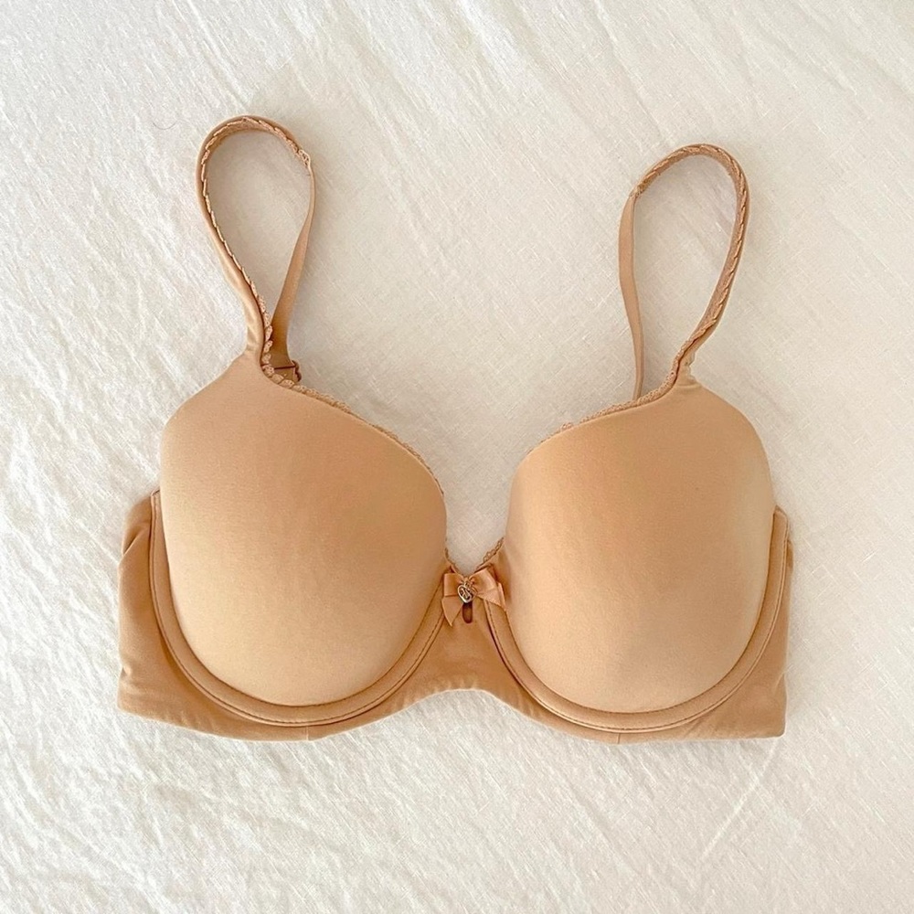 Victoria’s Secret Body by Victoria demi bra 32DD